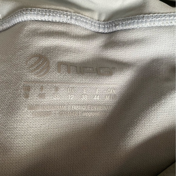 Athletic shorts - Picture 3 of 4